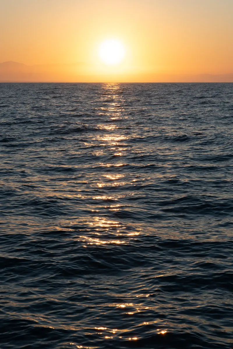 Croazieră la Apus de Soare