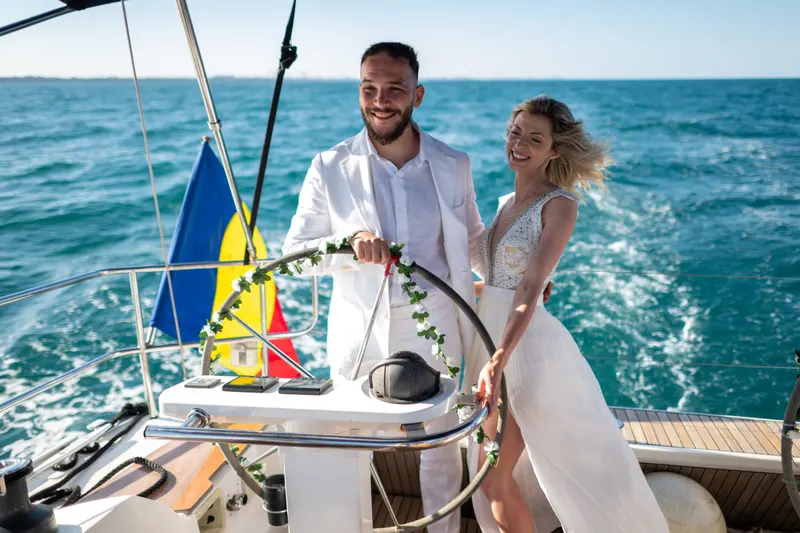 Cununie pe yacht pe Marea Neagră