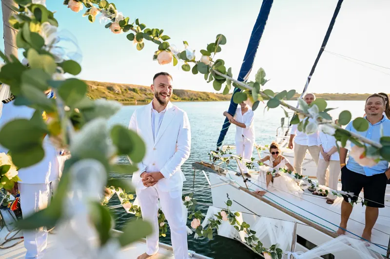 Cununie pe yacht pe Marea Neagră