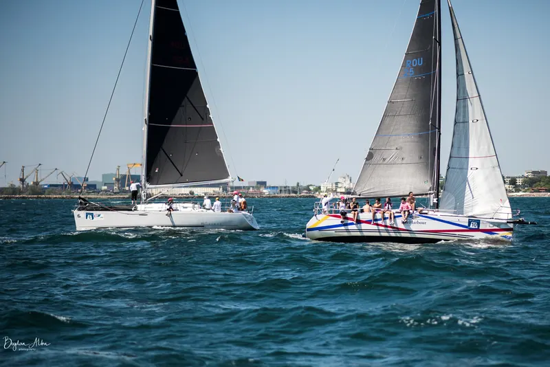 Team Building pe Yacht